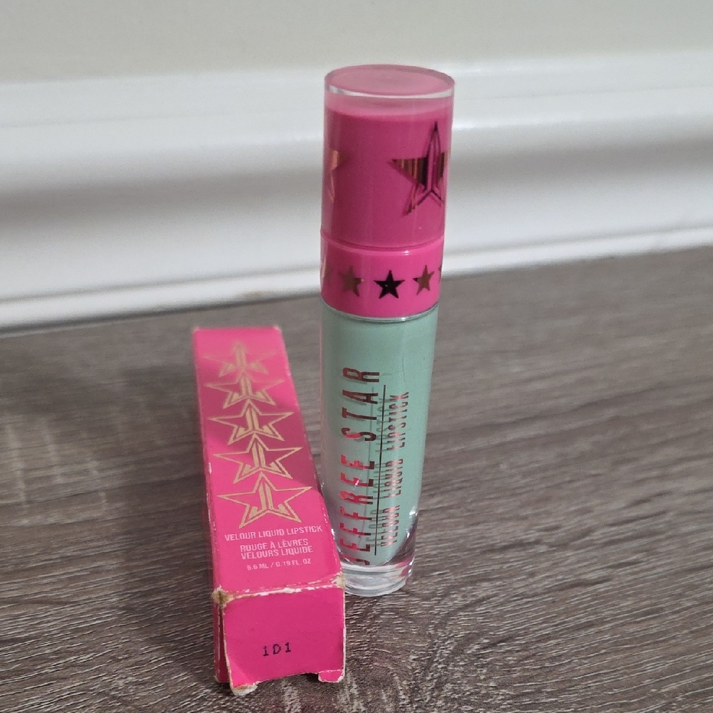 Swatched Jeffree Star Velour Liquid Lipstick - High Society